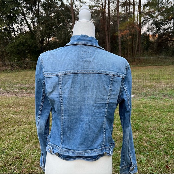 old navy denim jacket - Picture 2 of 6